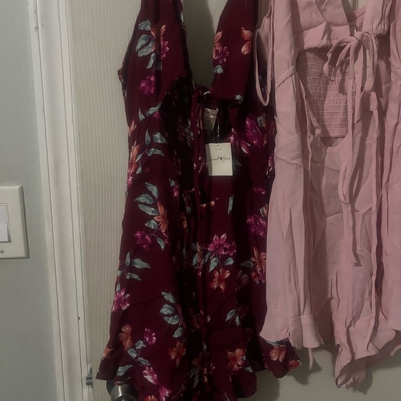 Pink romper - Picture 10 of 12